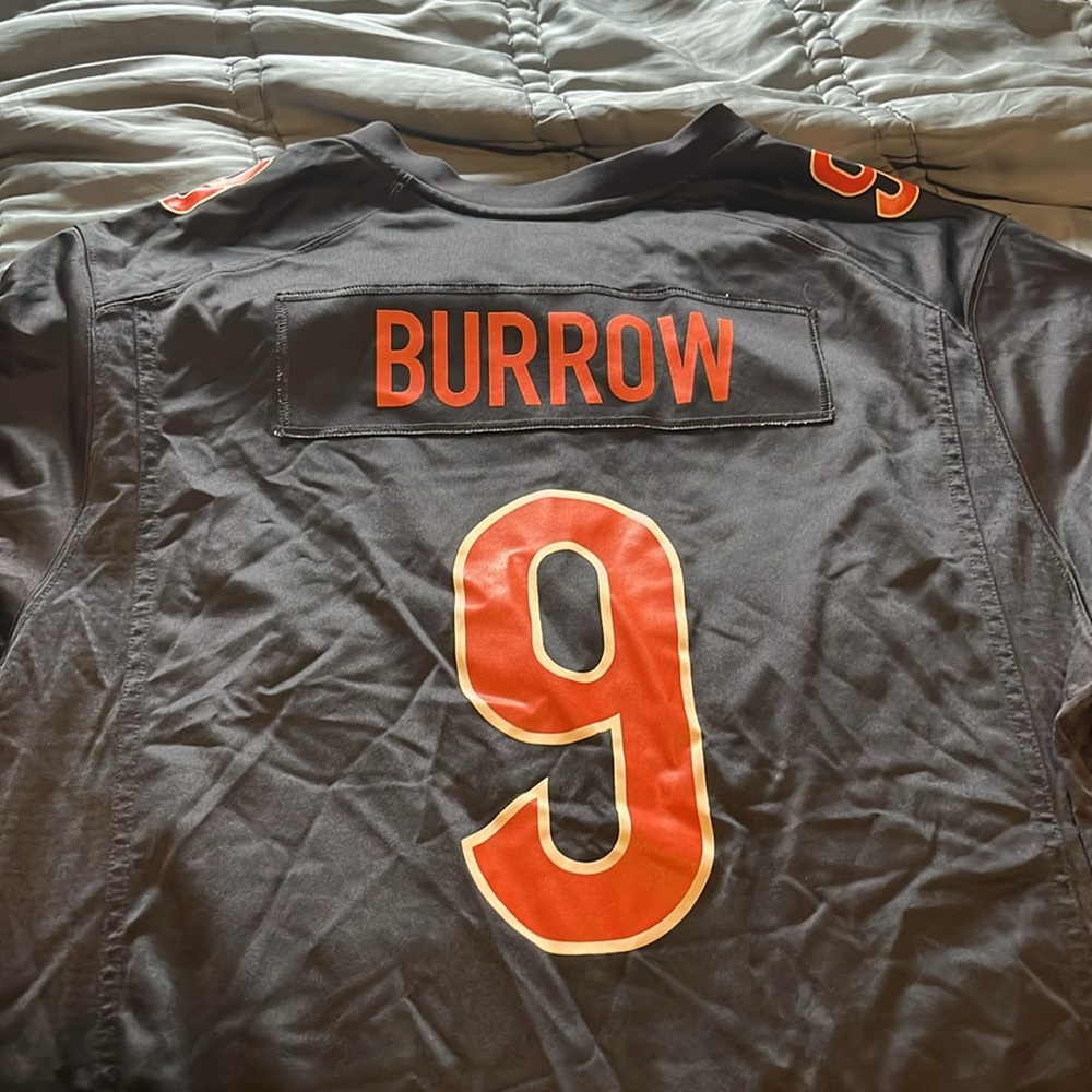 Joe Burrow Super bowl 56 Jersey - Picture 3 of 3